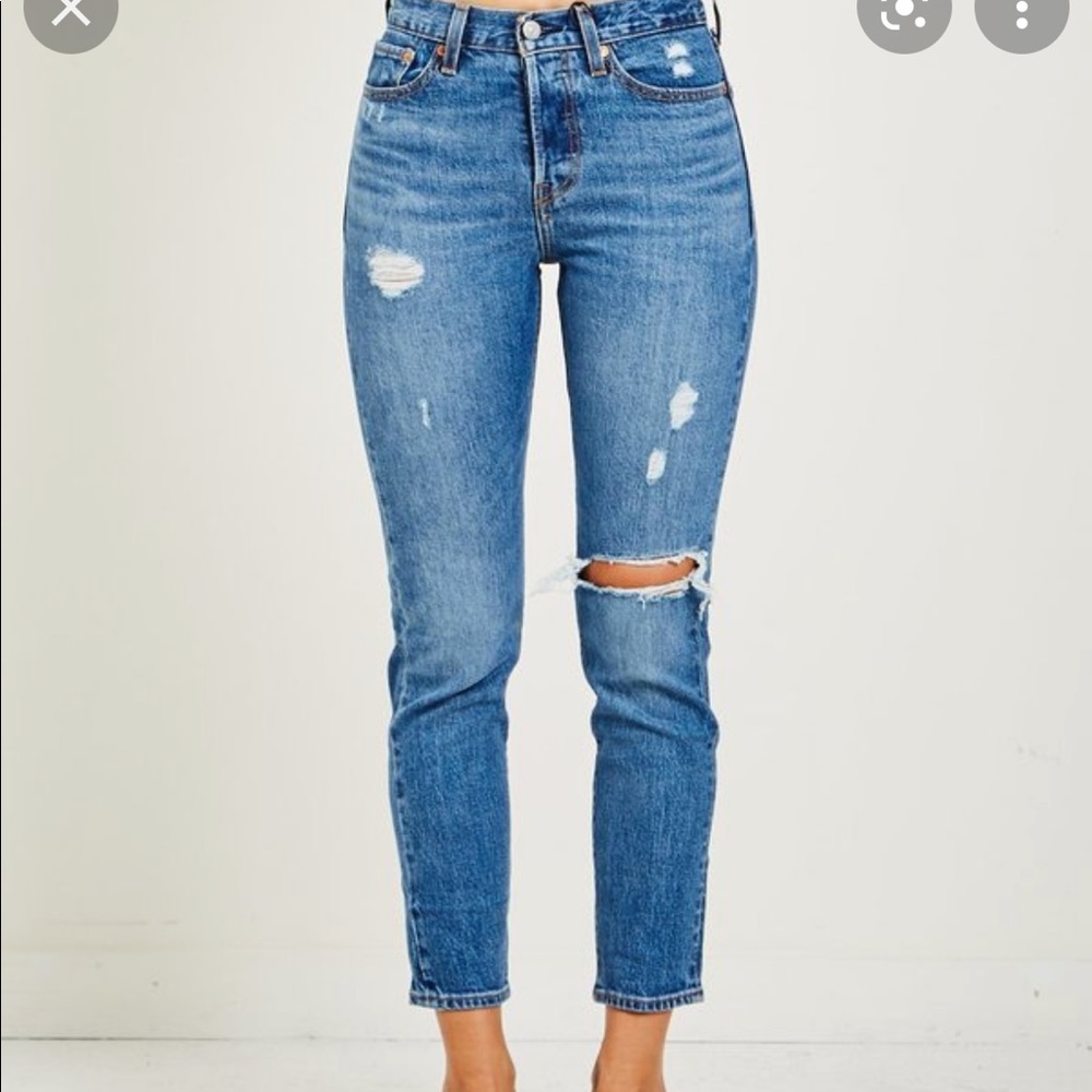Levi’s Wedgie Icon Jeans